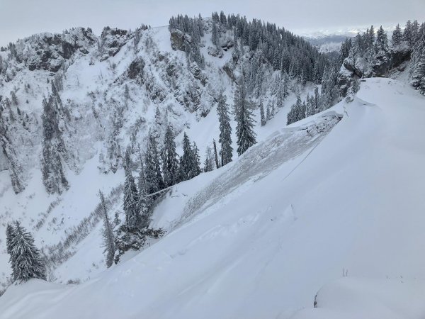 Ein weiterer Schneerutscher