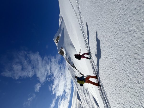 Aufstieg noch im Sonnenschein