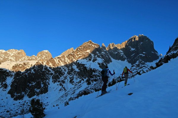 Morgenlicht oberhalb der Gaudeamushütte