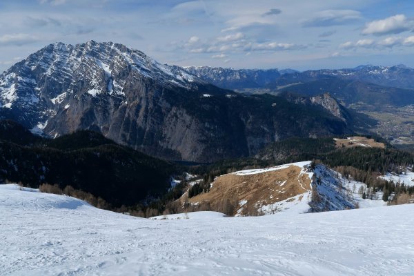 Abfahrt im oberen Roßfeld