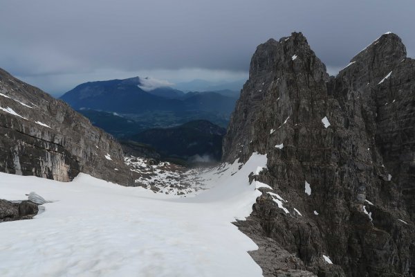 Blick vom 3. Kind ins Kar zurück