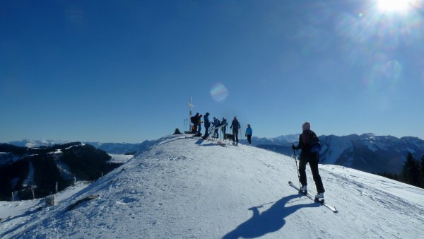 Momentaner Hochbetrieb am Gipfel