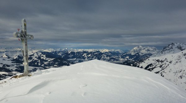 Ja, Lauskopf. Keiner sonst oben. Überraschung?!