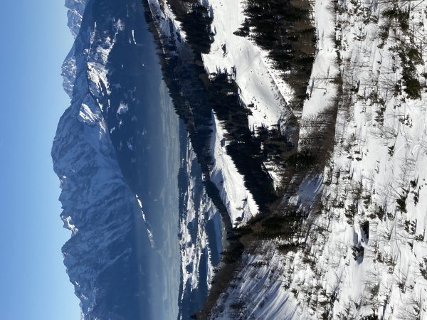 Schattenhang  Pulver, Windbehandelt