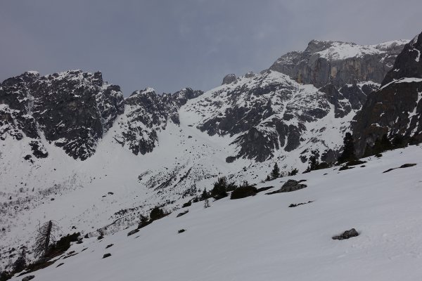 Birgkar noch blauer Himmel