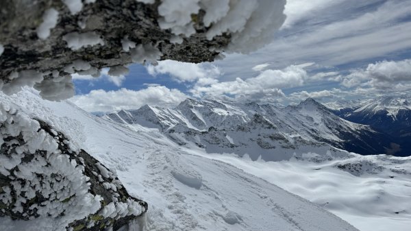 Gerhard Eckert: "Riegelkopf"