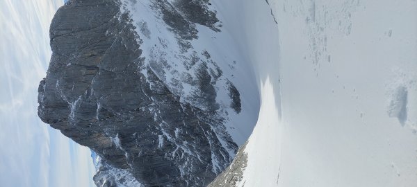 Eiskar - dahinter die Torsäule