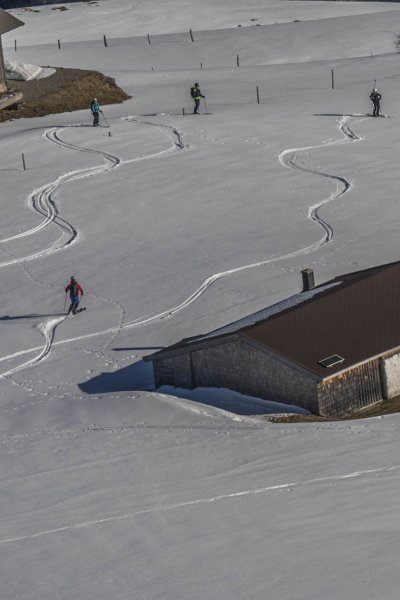 Auf der Genneralm firnt es fein auf.