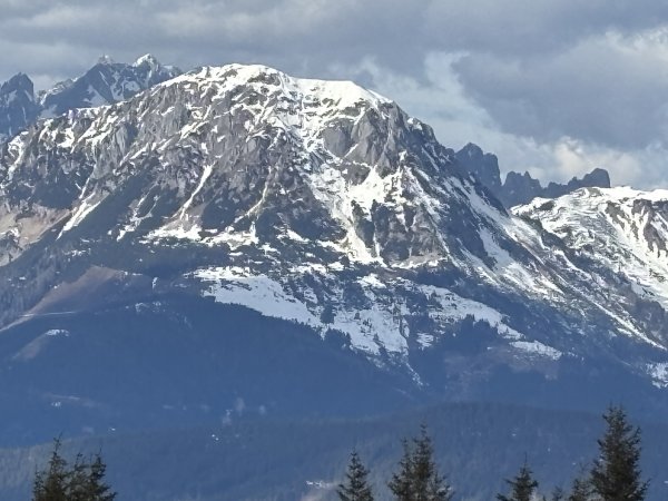 Rötelstein