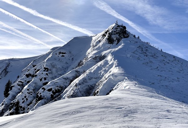 Gipfel mit Wechtenriss