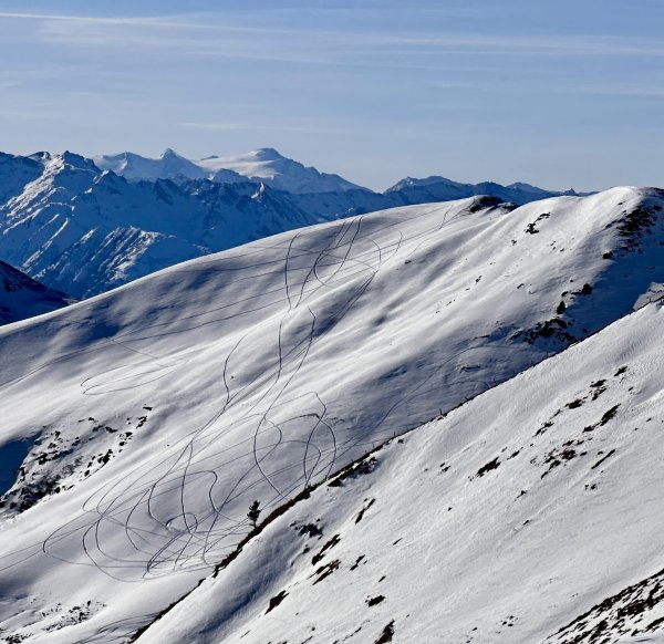 Motorenlärm, Abgase und Raserei!