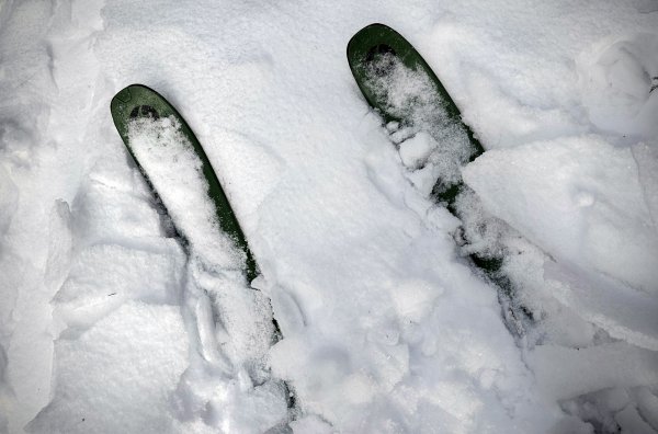 knister, knack, krach, klirr