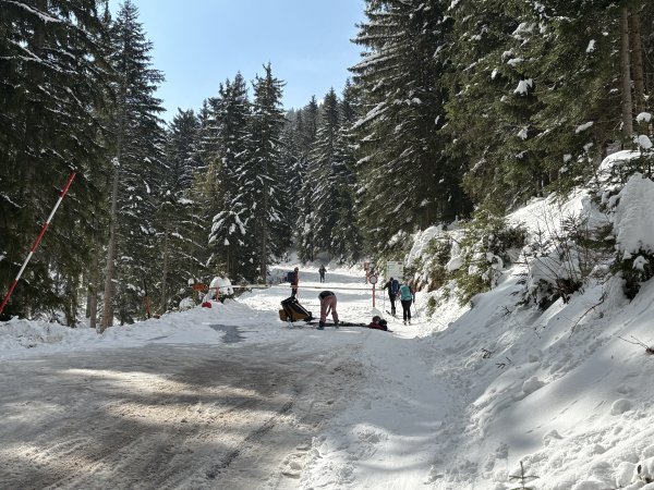 Tiefer Winter beim Parkplatz