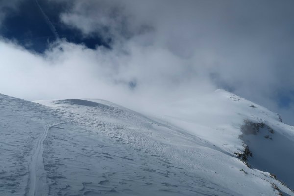 Um den Gipfel jagen....Nebelschwaden