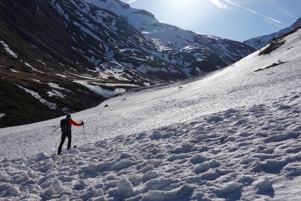 Auf und Ab im Lawinenmeer