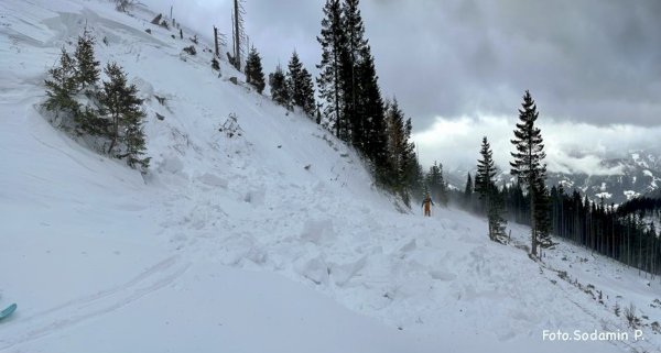 Abgang auf die Fortsstrasse