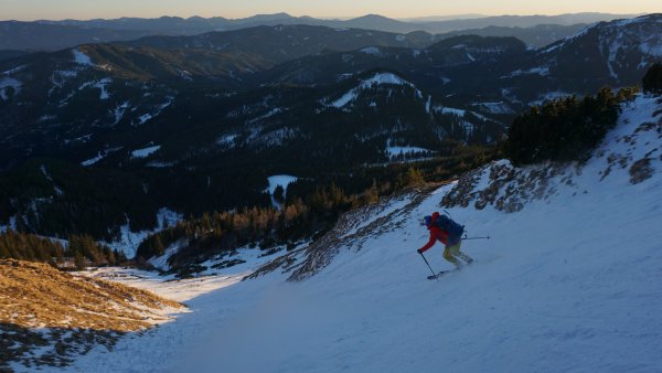 ..  es wird steiler und abwärts gehts