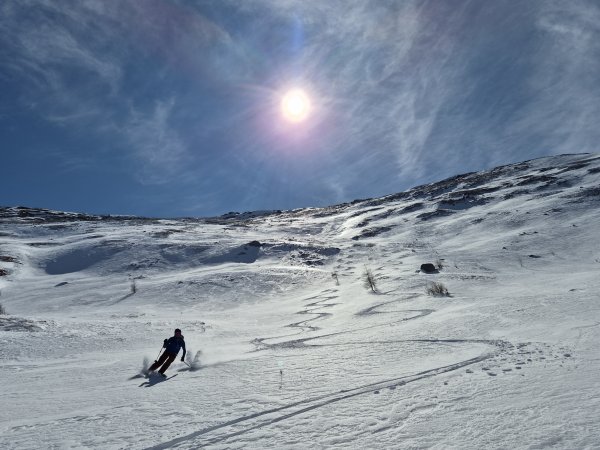 Abfahrt vom Steineck im Pulver